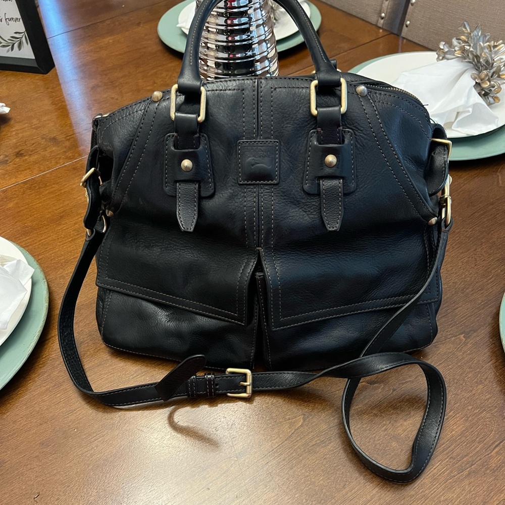 Dooney & Bourke Large Satchel.